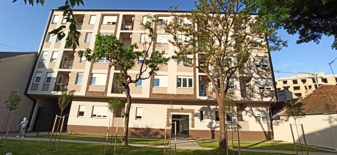 Aurora Διαμέρισμα Σουμπότικα Εξωτερικό φωτογραφία